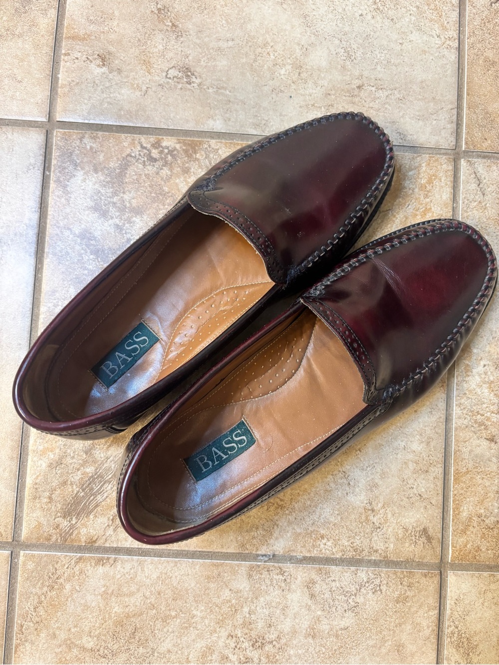 G.H. Bass Harelson Burgundy Leather Moc Toe Loafers Mens 10.5 D Oxblood
